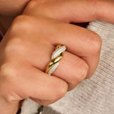 Twisted Zirkonia Ring