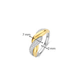 Twisted Zirkonia Ring