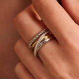 Structured Zirkonia Crossover Ring