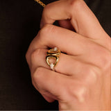 Connected Triangle Vintage Zirkonia Ring