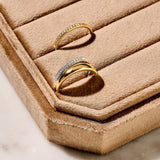 Asymmetric Open Zirkonia Ring