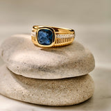 Blauwe Cushion Structure Ring