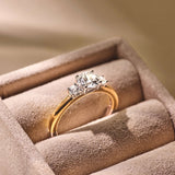 Classic Triple Zirkonia Ring