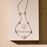 Parel Cushion Charm Ketting